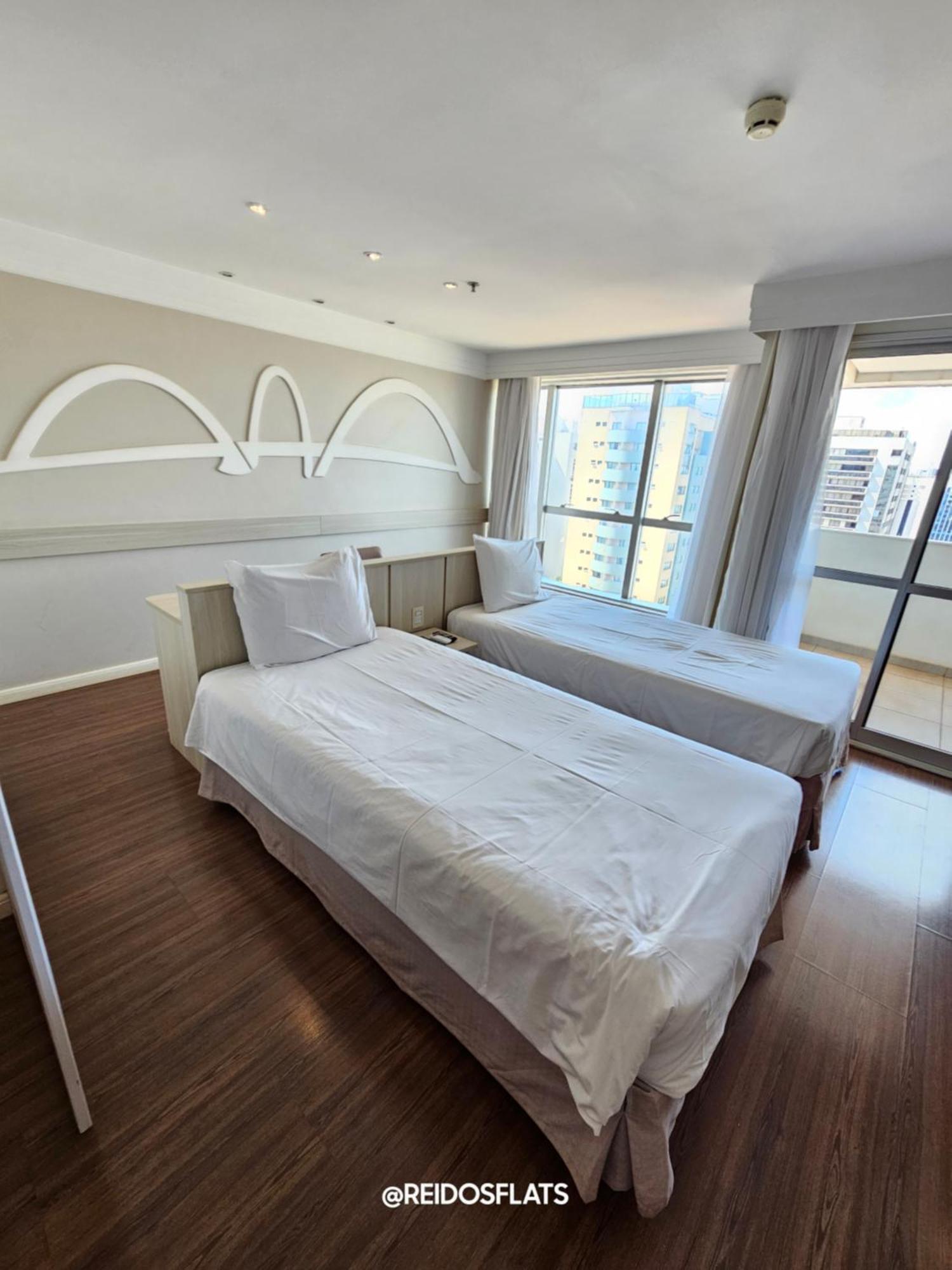Flat Mercure Brasilia Lider By Rei Dos Flats Exterior photo