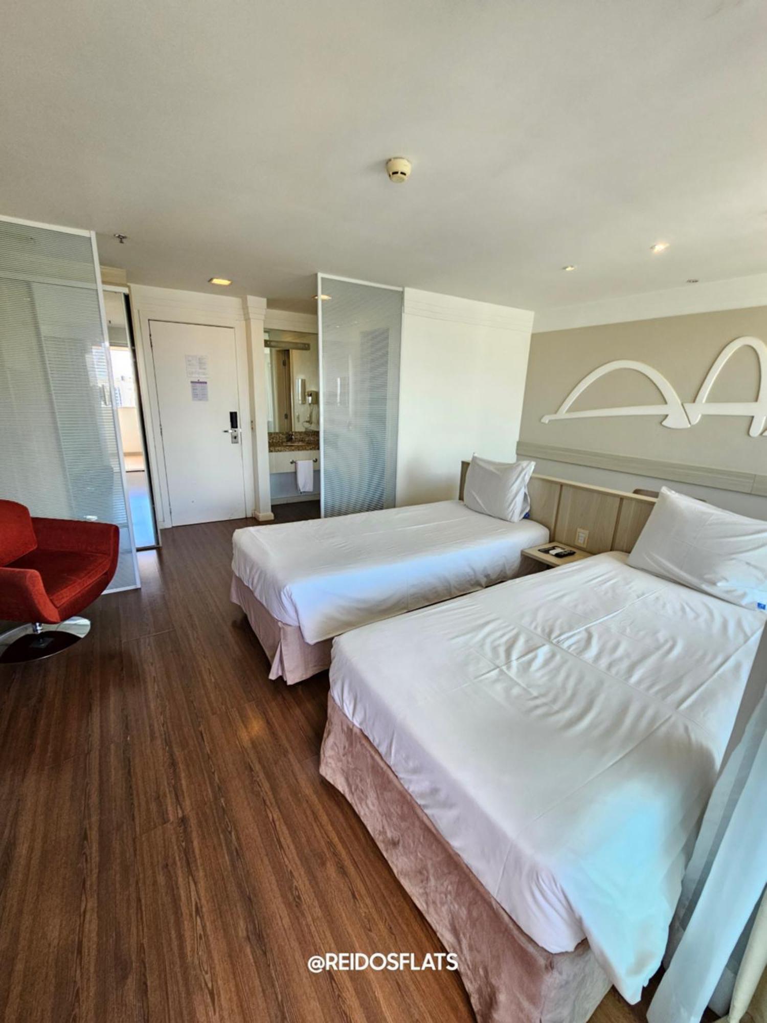 Flat Mercure Brasilia Lider By Rei Dos Flats Exterior photo